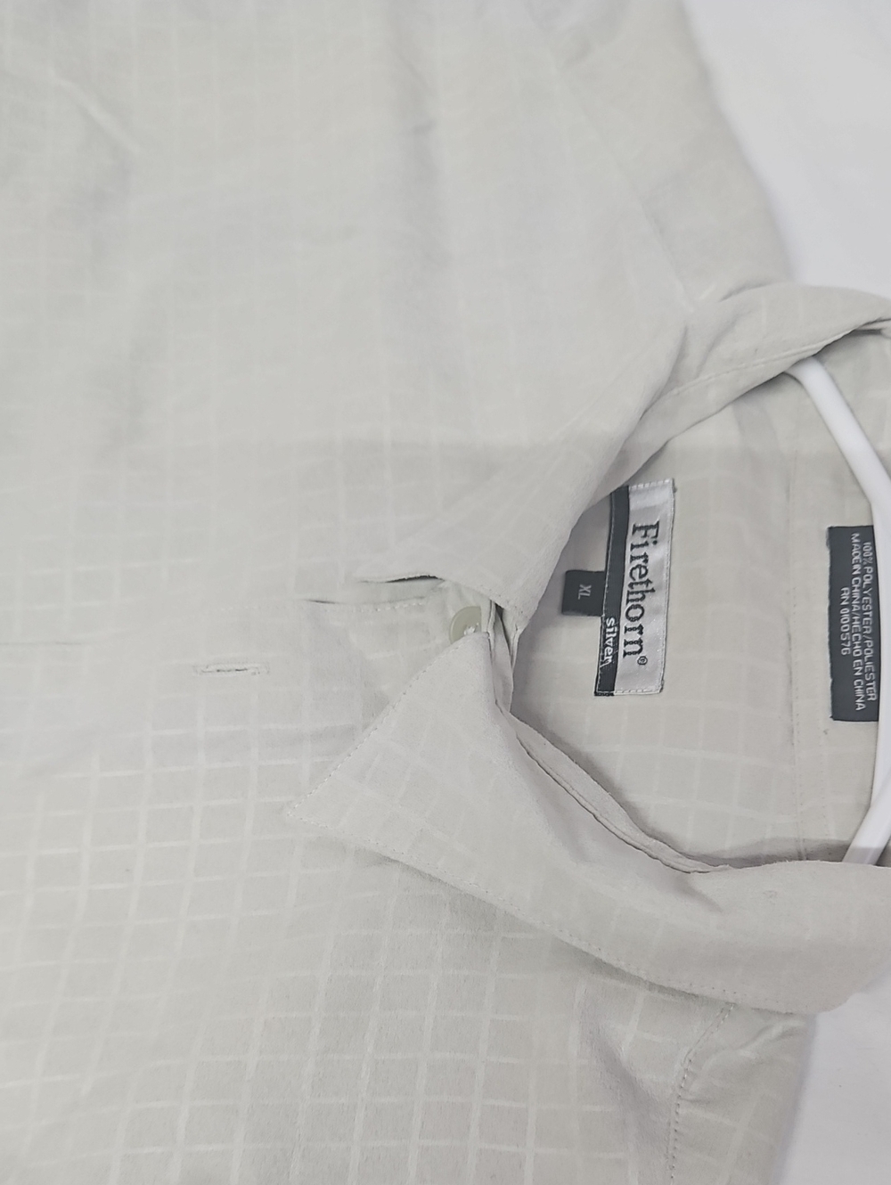 Men’s Light Gray Long-Sleeve Button Shirt